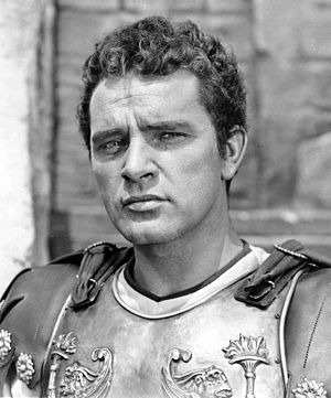 Photo of Richard Burton in The Robe, 1953