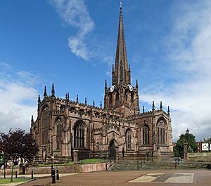 Rotherham Minster (geograph 4123626) vertical correction.jpg