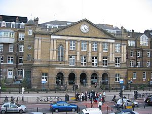 Royal London Hospital from Whitechapel Road