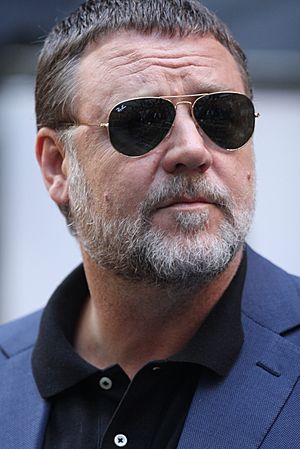 Russell Crowe (33994020424).jpg