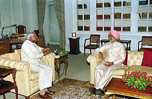 The President of India, Shri K. R. Narayanan meeting with the Governor of Kerala, Shri Justice S. S. Kang at the Rashtrapati Bhavan