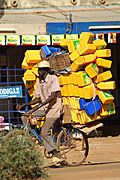 Transport de bidons à vélo