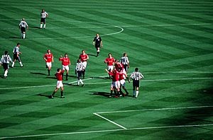 1999 FA Cup Final Scholes goal celeb