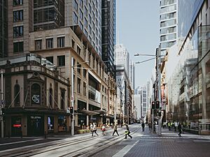 George St, Sydney 10-45am