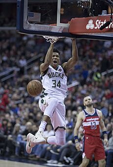 Giannis Antetokounmpo (39004611954)