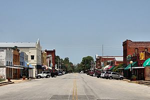 Main street smithville.jpg