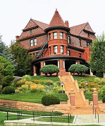 McCune Mansion 2.jpg