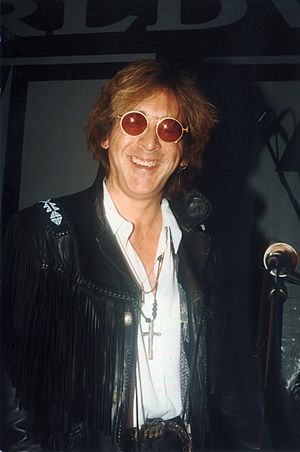 Peter Criss 1995.jpg