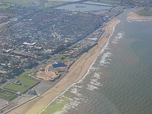 Rhyl Seafront - geograph.org.uk - 388762.jpg