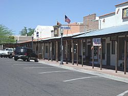 Wickenberg -Frontier Street.jpg