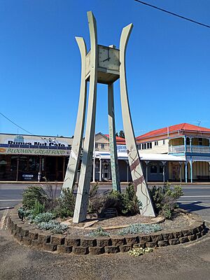 Blackbutt civic clock