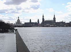 Elbe 030406 2