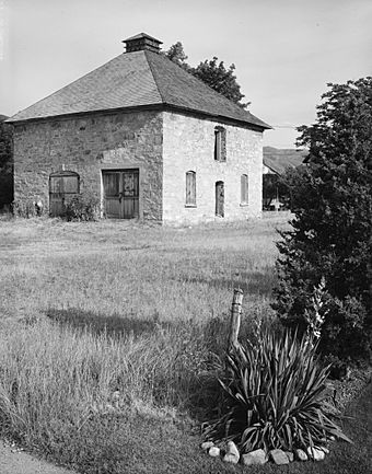 Logan Temple Barn.jpg