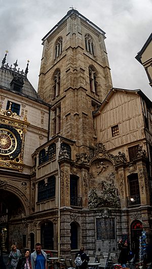 Rouen - Rue du Gros-Horloge - ICE Photocompilation Viewing South on XIV Century Beffroi - Belfry & Fountain 1743