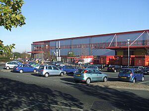 Royal Mail Northwest Midlands Mail Centre - geograph.org.uk - 272563