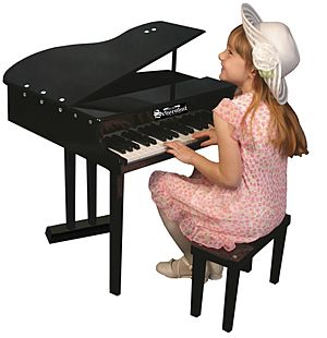 Schoenhut 379 Concert Grand