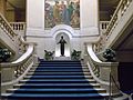 Statue in Nottingham Council House (4)