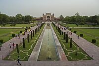 Taj Mahal Garden 1