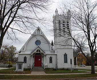 Trinity Episcopal Church Caro.jpg