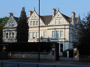 Apostolic Nunciature (geograph 3452459).jpg