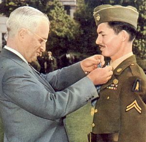 Desmond Doss CMH award