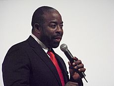 Les Brown speaking.jpg