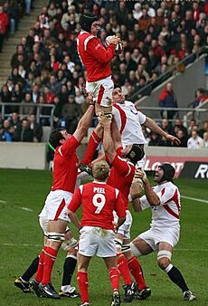 Michael Owen takes a lineout