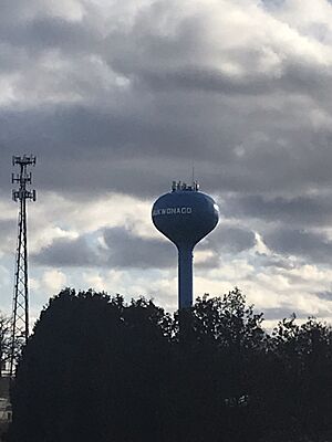 Mukwonago water tower