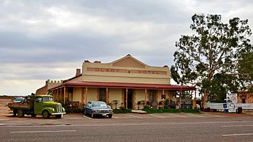 Olary Hotel, 2017 (01).jpg