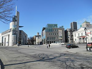 Pointe-a-Calliere 02.jpg