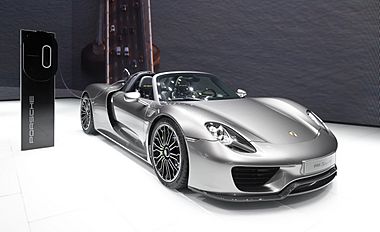 Porsche 918 Spyder IAA 2013.jpg