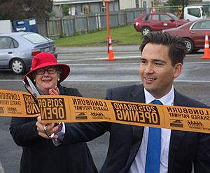 Ribbon cutting (19336444012)