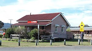 Wallangarra Post Office, 2015