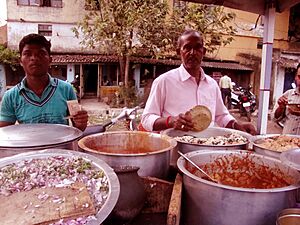 Cuttack dahibara aludum