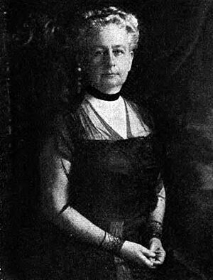 Louise DeKoven Bowen.jpg