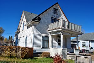 The Doctors' Inn, Laramie