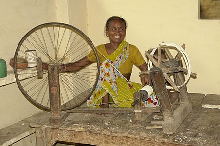 Woman spinning, Jaura, India