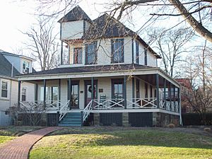 Douglass Summer House, December 2009