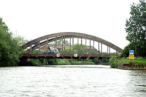 Feederbridge