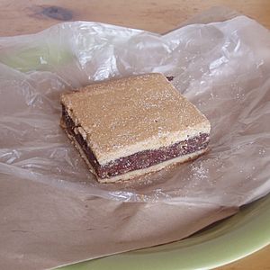 Gur cake.jpg