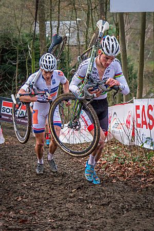 Mathieu van der Poel in front of Wout Van Aert (24505539275)