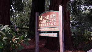 MuseumOfAmericanHeritageSign.jpg