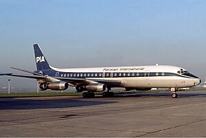 PIA Douglas DC-8 Gilliand