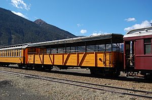 Silverton Open-observation-car-415 2012-10-25