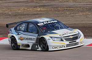 TC 2000 Chevrolet Cruze 2011