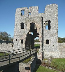 The inner gatehouse, Baconsthorpe Castle, Baconsthorpe - geograph.org.uk - 1043180