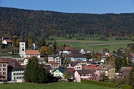 Travers-Village.jpg