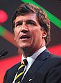 Tucker Carlson 2020 (cropped)