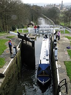 Bingley 5-rise Locks - geograph.org.uk - 387279