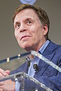 Bob Costas Visit to Moody College (40016210250) (cropped)